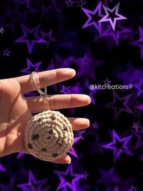 4PC Crochet Chocolate Chip Cookie Keychain - Cream Brown